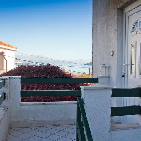 Apartman Nena *